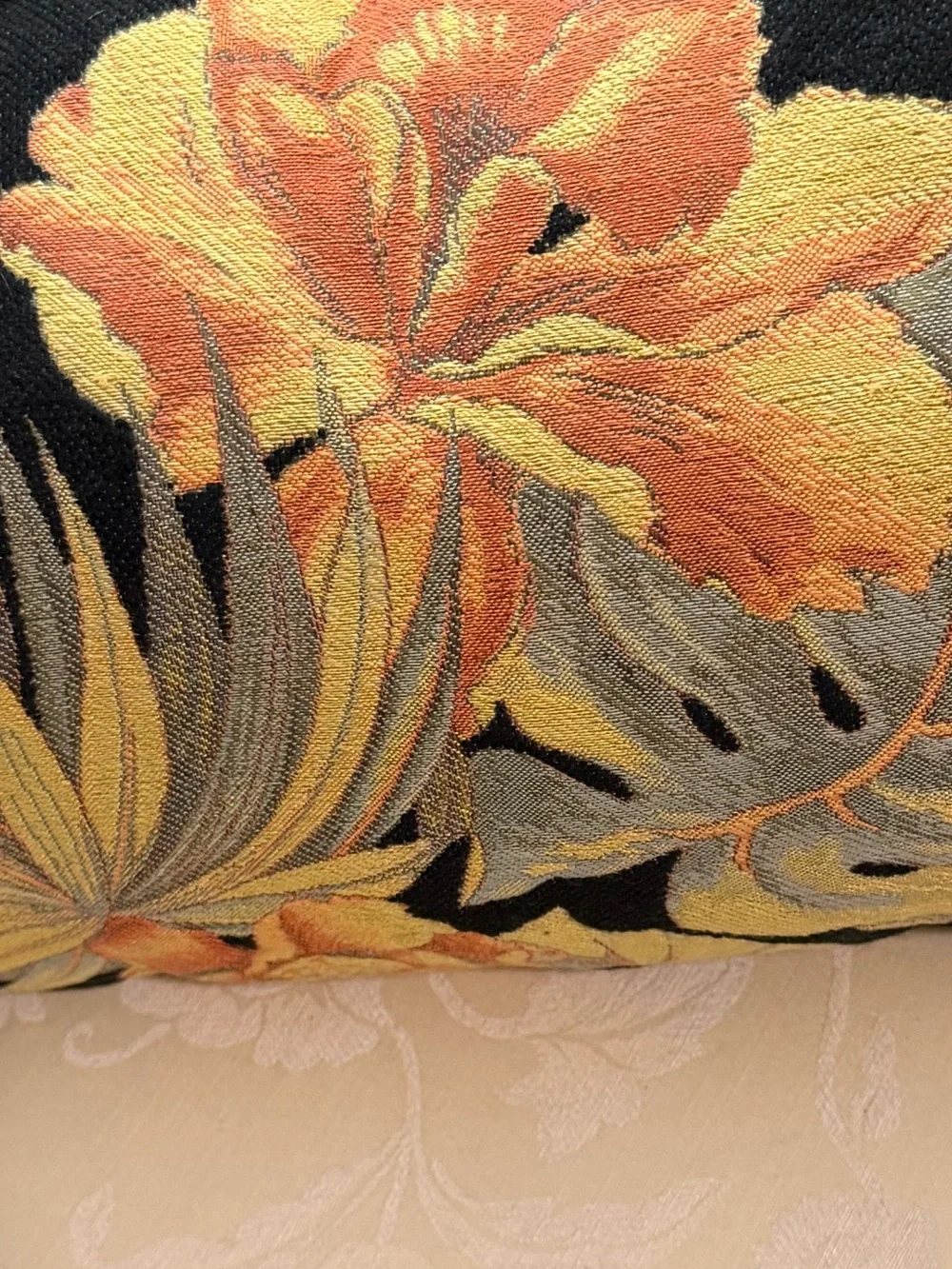 VINTAGE DECORATIVE LUMBER PILLOW